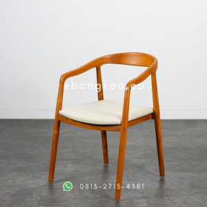 Kursi Makan Jati Selly