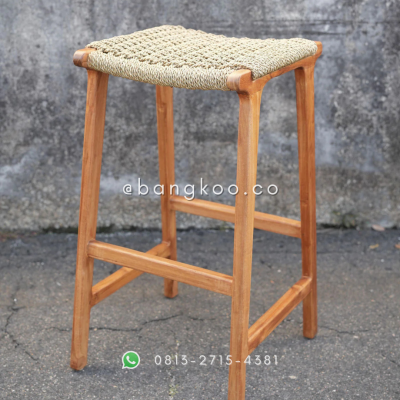 Kursi Bar Minimalis Anyaman