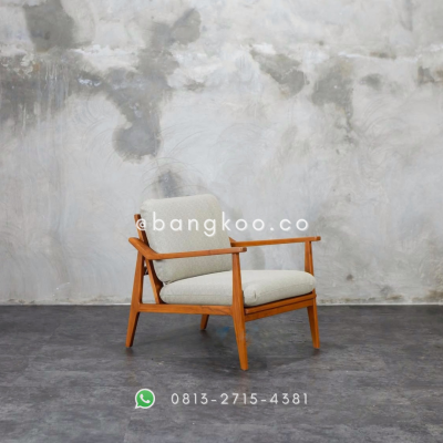 Kursi Santai Jati Minimalis